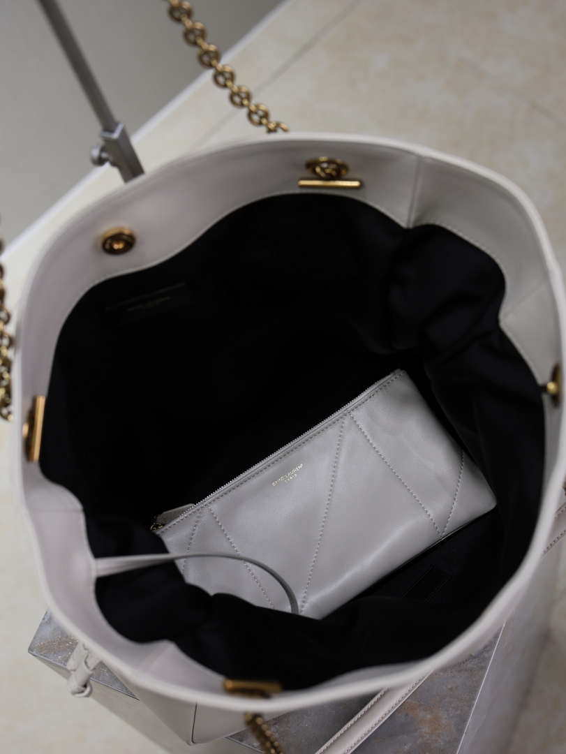 YSL 809824 JAMIE 4.3 SHOPPING in lambskin White