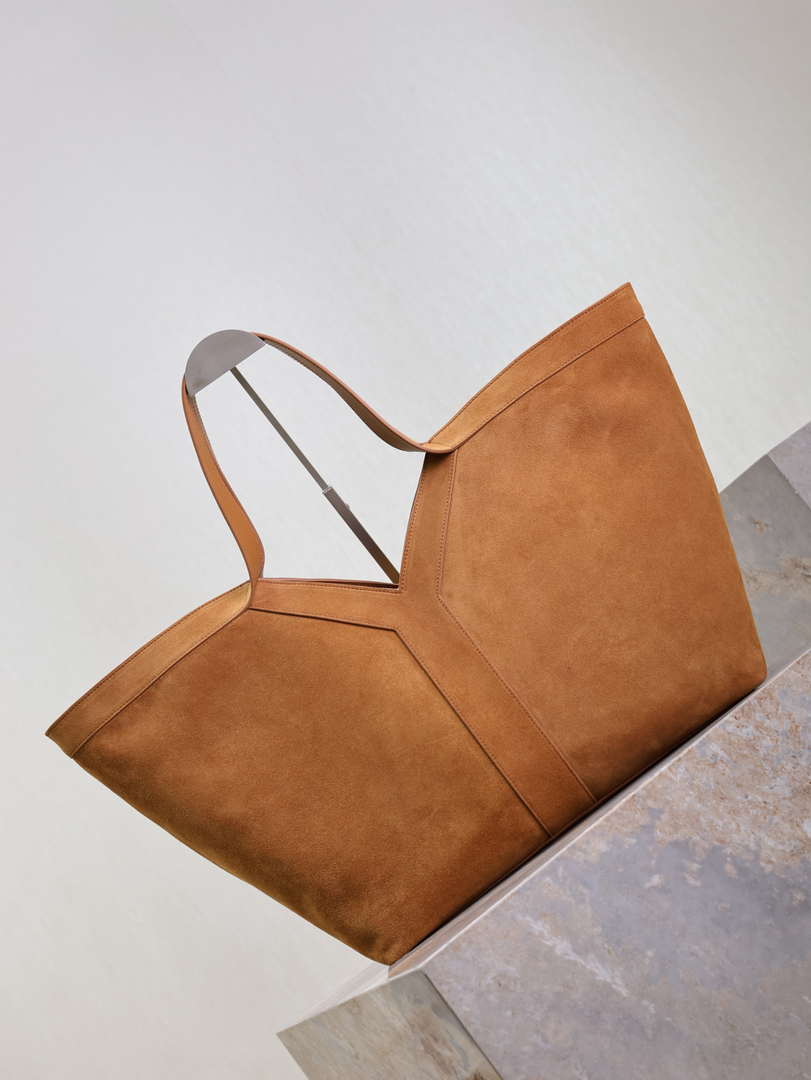 YSL 817602AAEB31000 Y Tote in suede leather DARK CARAMEL