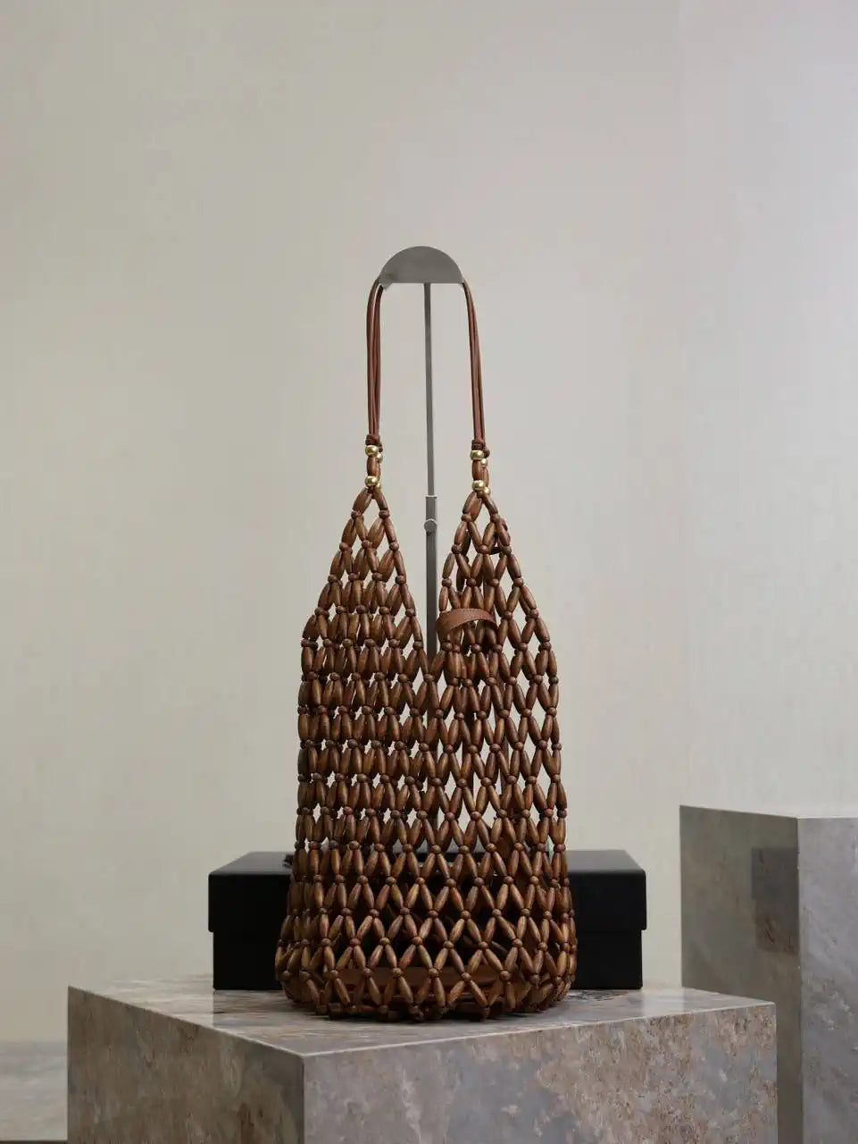 YSL 821911 supple bucket in wood beads LIGHT WOOD