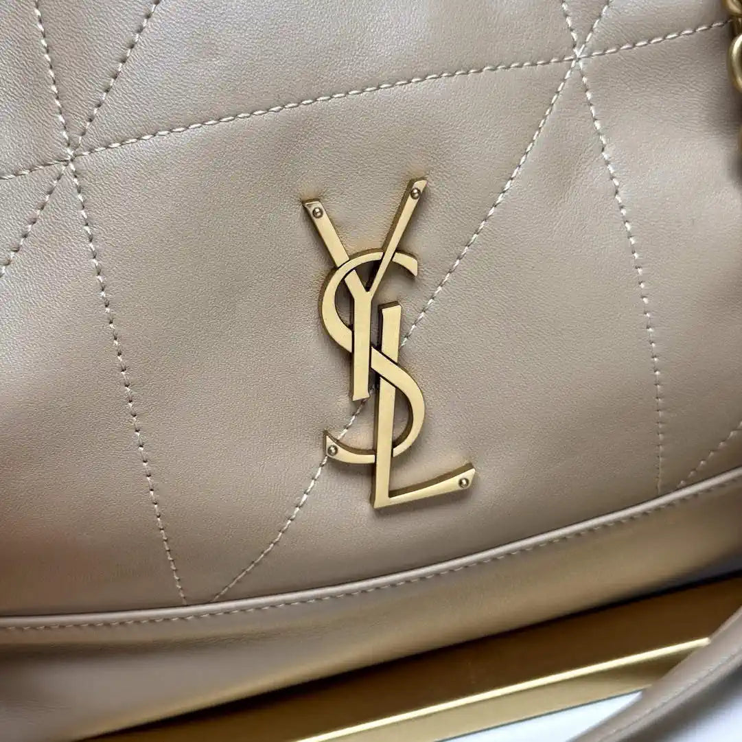 YSL 833948 JAMIE 4.3 Small SHOPPING in Lambskin Apricot