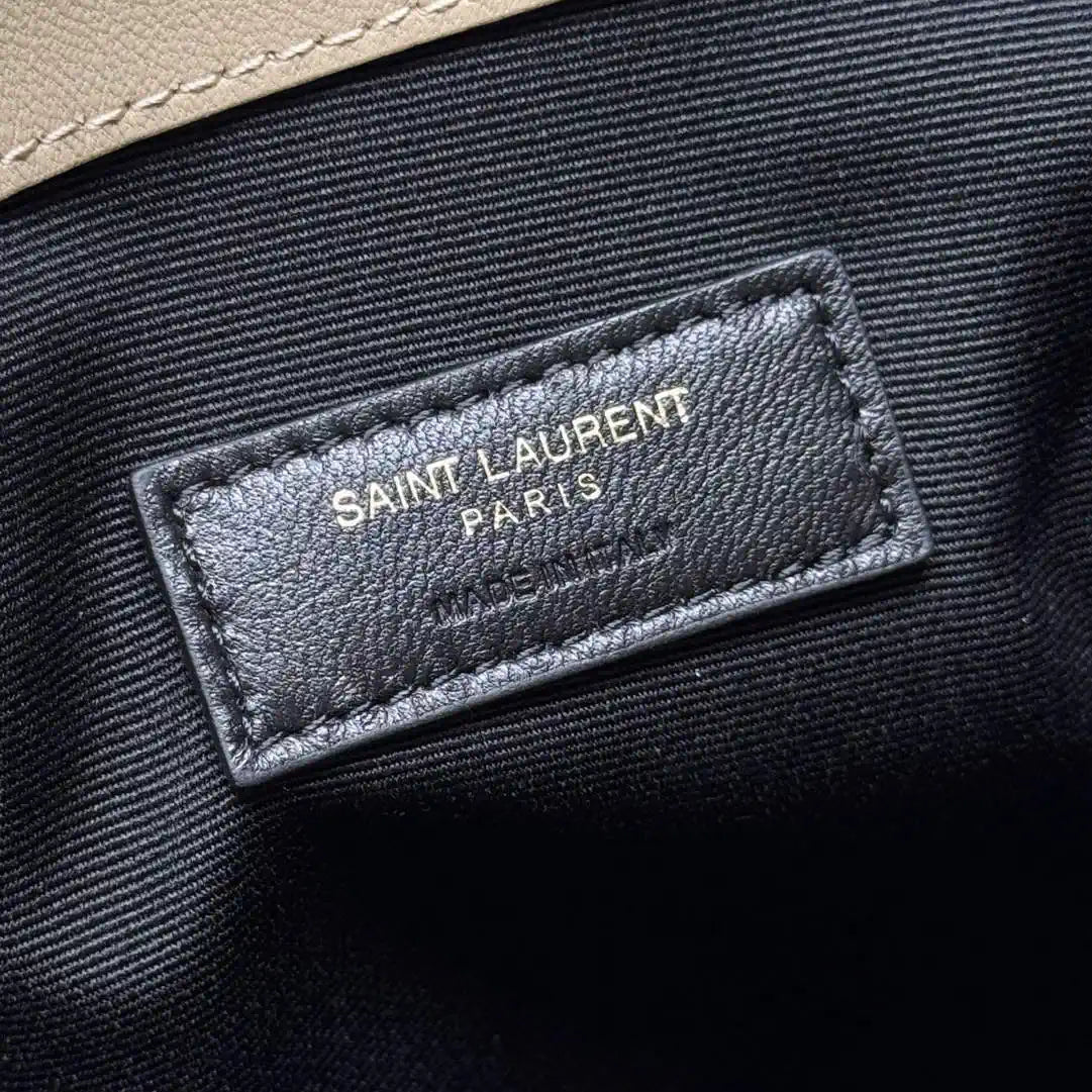 YSL 833948 JAMIE 4.3 Small SHOPPING in Lambskin Apricot