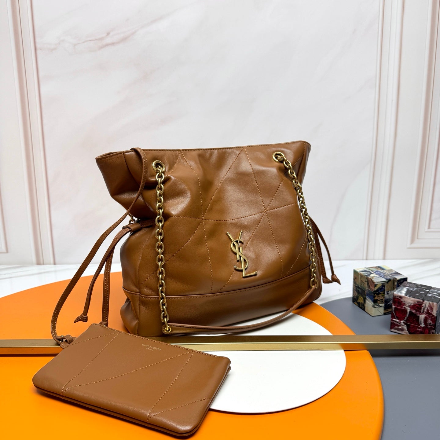YSL 833948 JAMIE 4.3 Small SHOPPING in Lambskin Brown