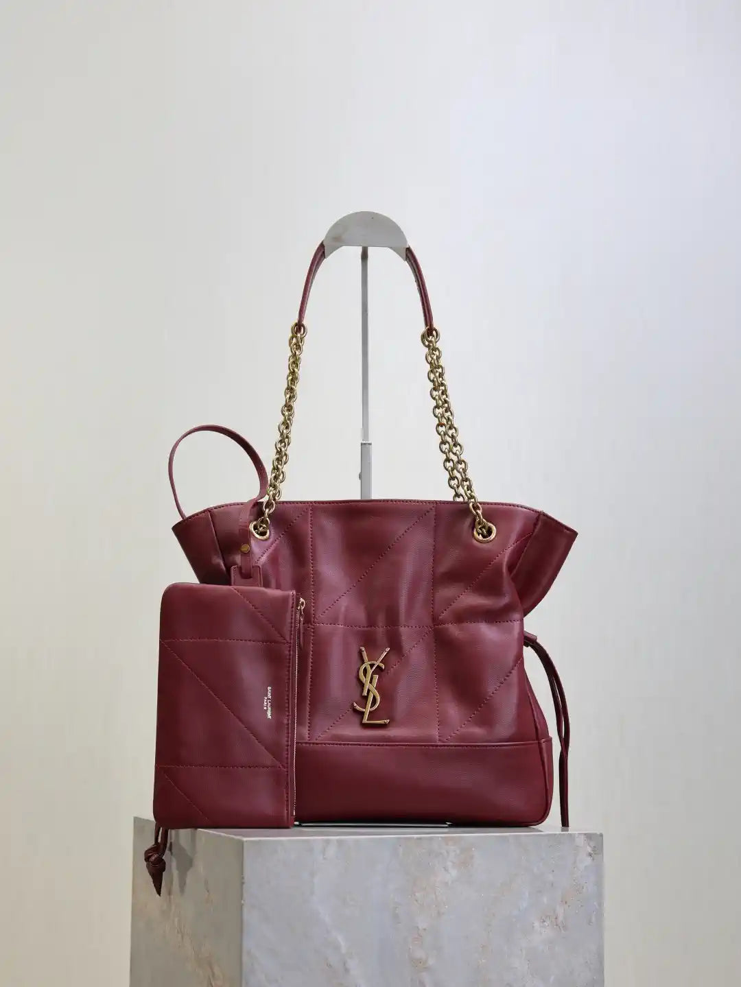 YSL 833948 JAMIE 4.3 Small SHOPPING in Lambskin Red
