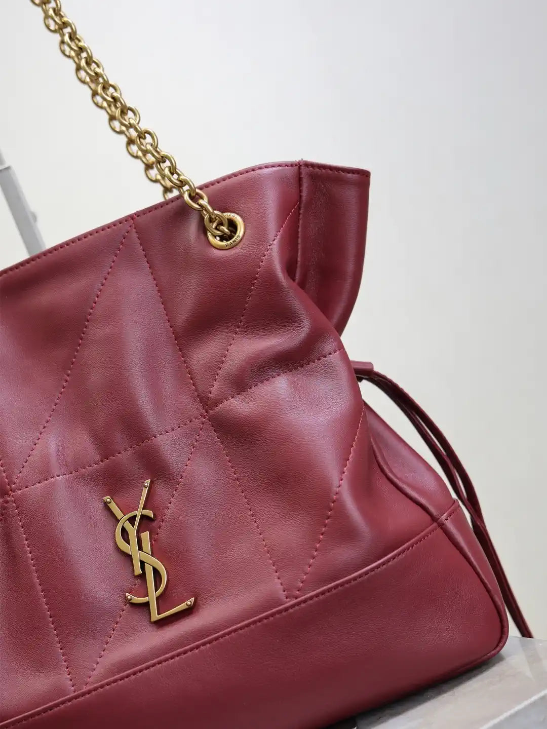 YSL 833948 JAMIE 4.3 Small SHOPPING in Lambskin Red