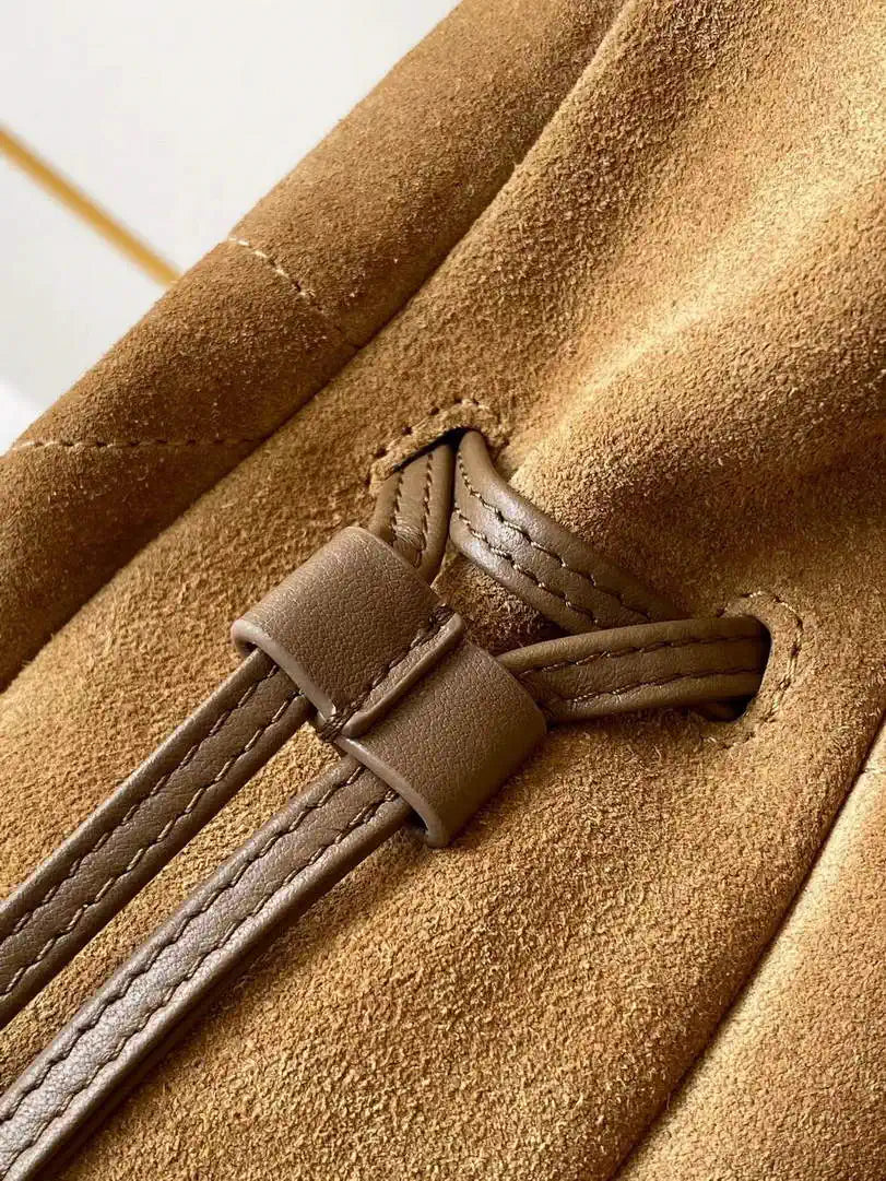 YSL 833948 JAMIE 4.3 Small SHOPPING in Suede leather Brown