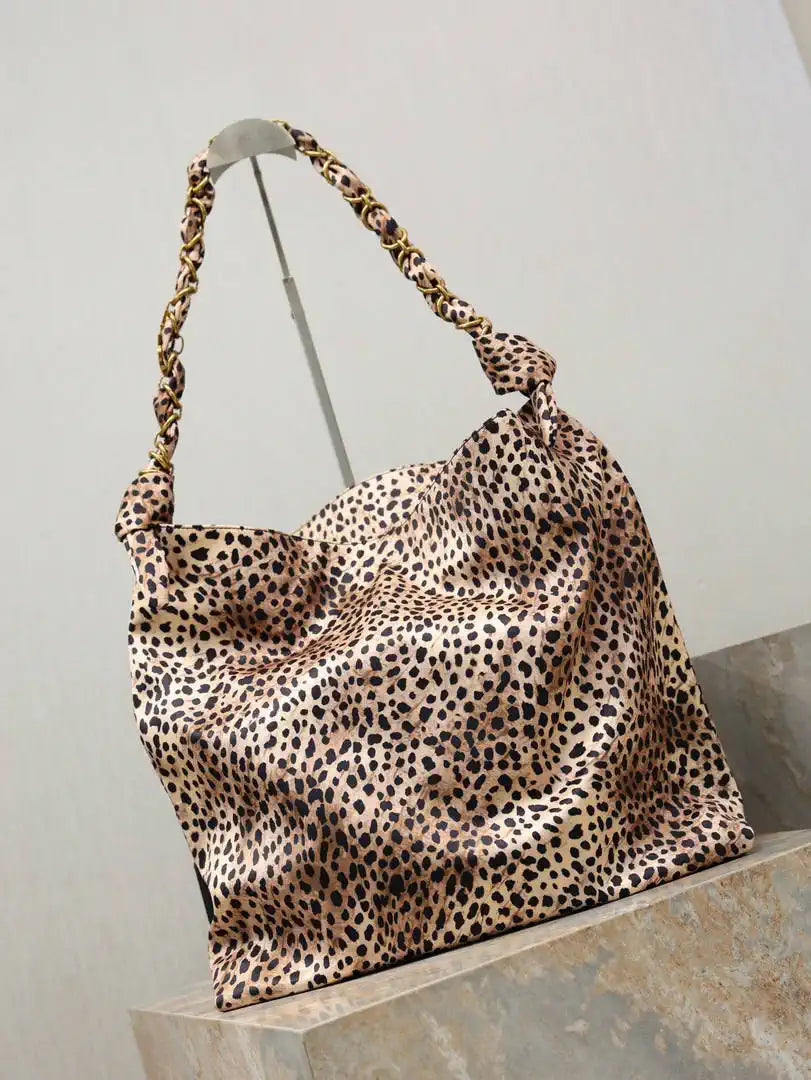 YSL AMALIA in silk  834750 Leopard