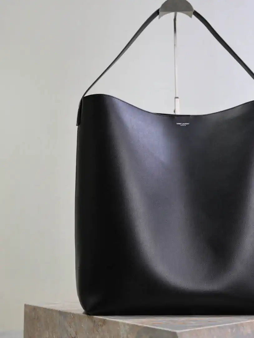 YSL BOLD hobo bag in smooth leather 845383 Black