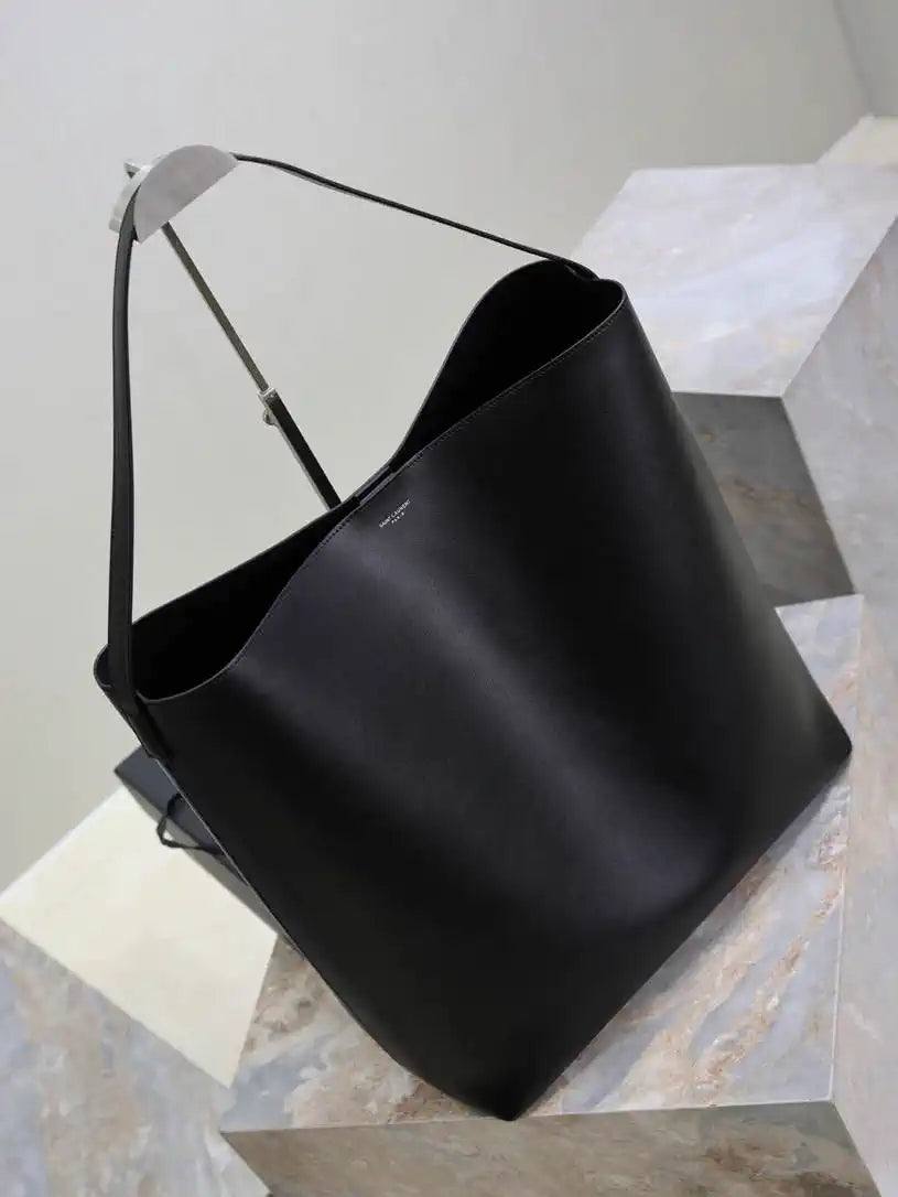YSL BOLD hobo bag in smooth leather 845383 Black