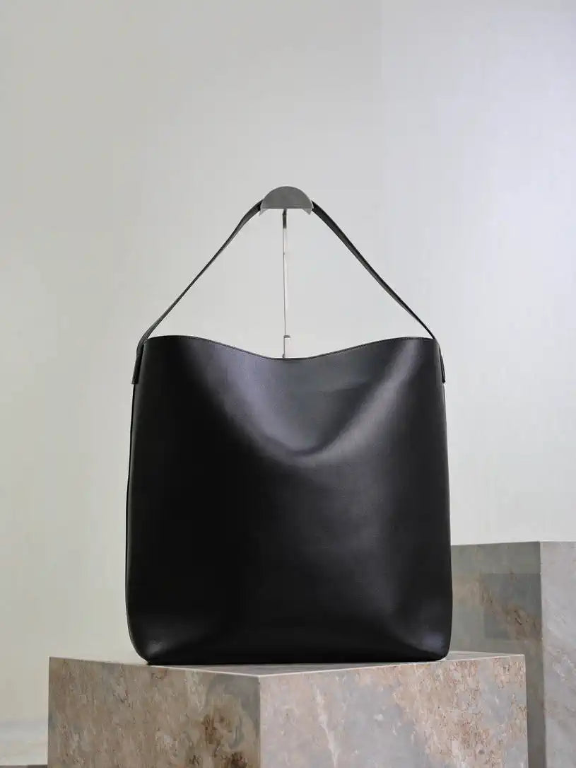 YSL BOLD hobo bag in smooth leather 845383 Black
