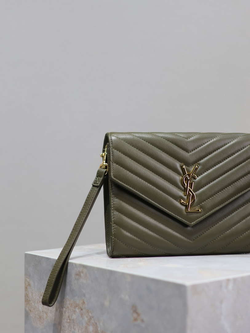 YSL Cassandre Matelass¨¦ Flap pouch in Lambskin leather 617662 V Green