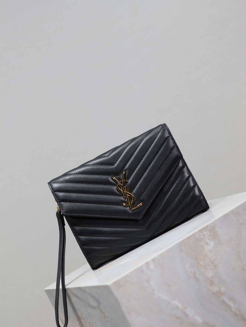 YSL Cassandre Matelass¨¦ Flap pouch in Lambskin leather 617662 V Black