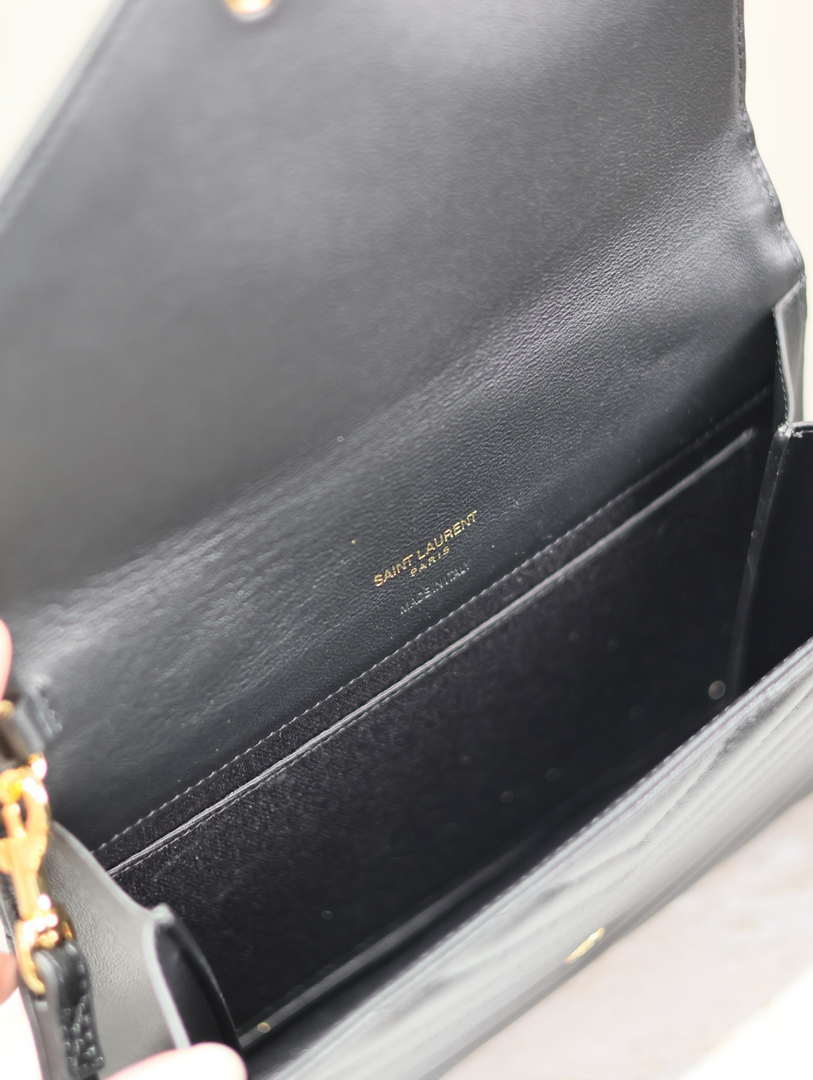 YSL Cassandre Matelass¨¦ Flap pouch in Lambskin leather 617662 V Black