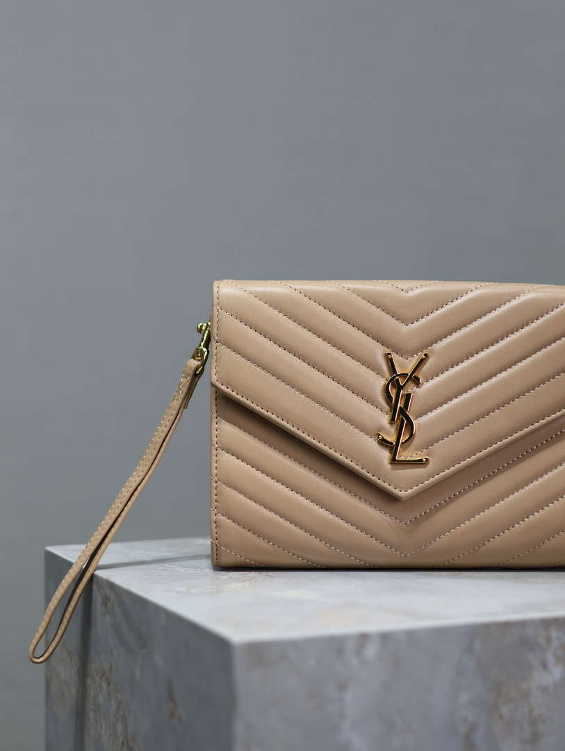 YSL Cassandre Matelass¨¦ Flap pouch in Lambskin leather 617662 V Nude Pink