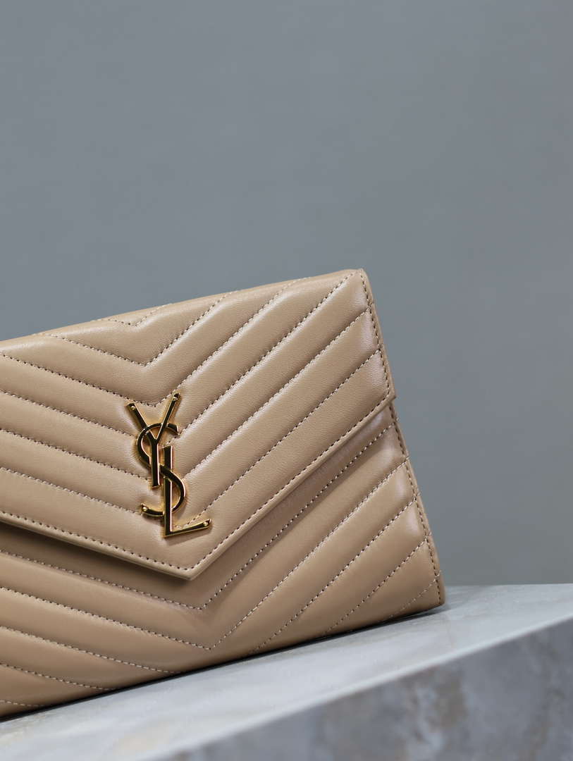 YSL Cassandre Matelass¨¦ Flap pouch in Lambskin leather 617662 V Nude Pink