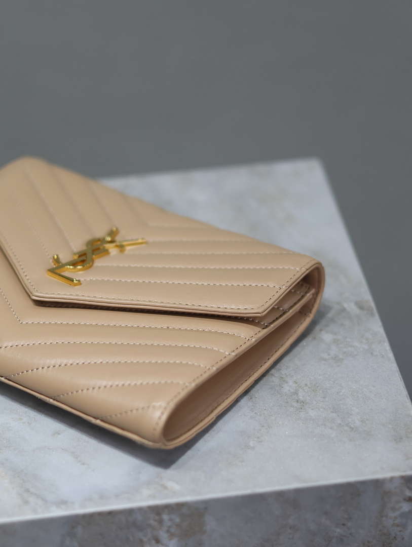 YSL Cassandre Matelass¨¦ Flap pouch in Lambskin leather 617662 V Nude Pink