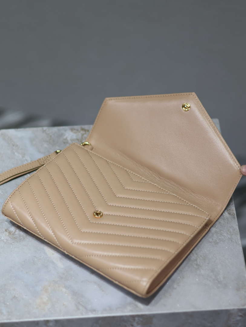 YSL Cassandre Matelass¨¦ Flap pouch in Lambskin leather 617662 V Nude Pink