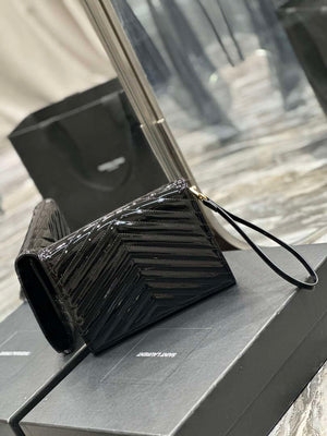 YSL Cassandre Matelass¨¦ Flap pouch in Patent leather 617662 V Black - Default Title - View 5