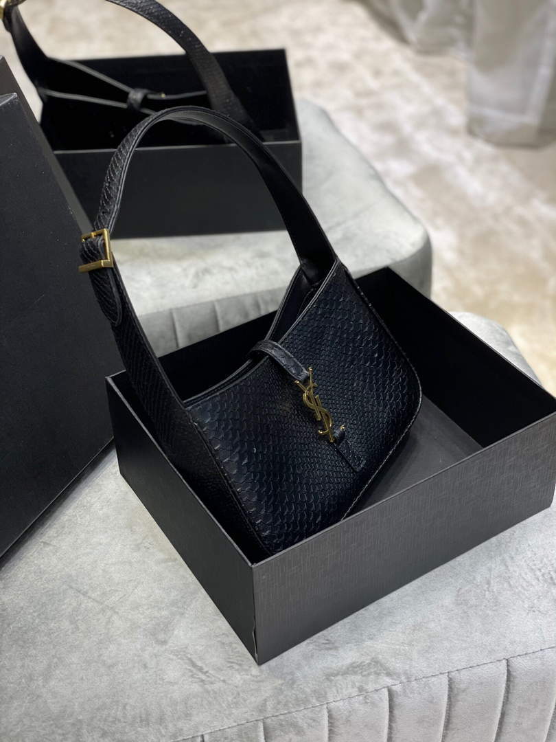 YSL LE5¨¤7 657228 Hobo Bag In Serpentine Leather Black