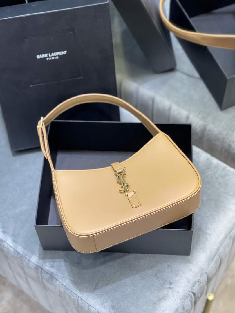 YSL LE5¨¤7 657228 Hobo Bag In Smooth Leather Apricot