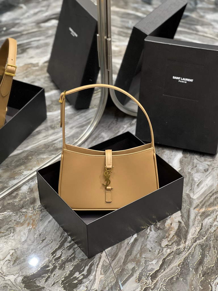 YSL LE5¨¤7 Hobo Bag In Smooth Leather 657228 Apricot