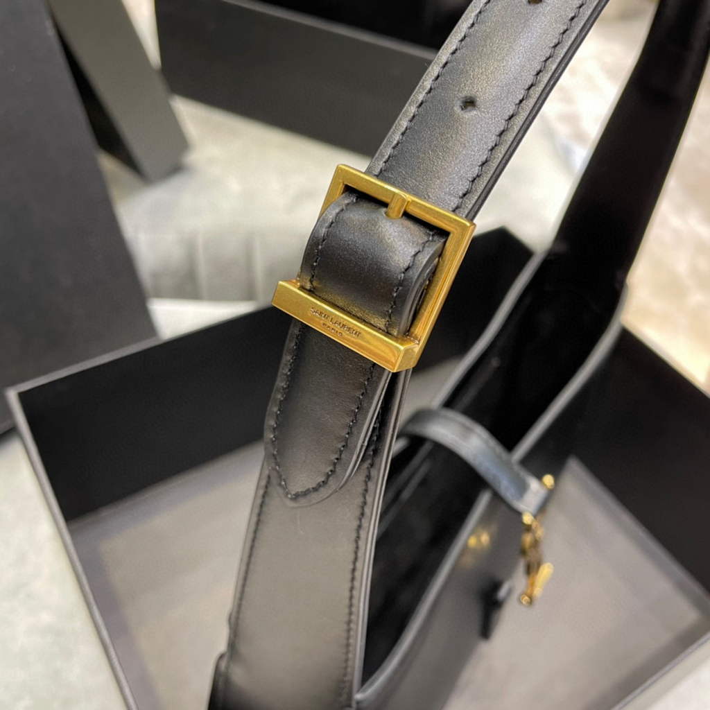 YSL LE5¨¤7 657228 Hobo Bag In Smooth Leather Black