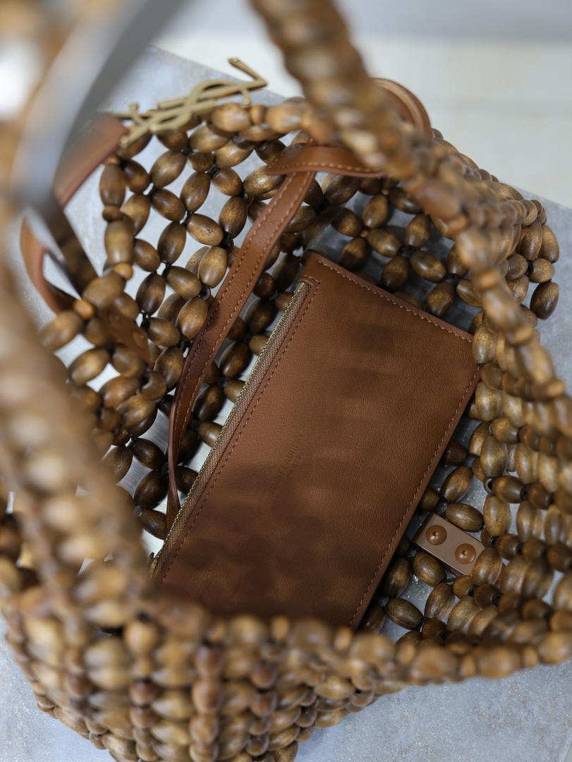 YSL LE5À7 657228 Hobo Bag  in wood beads LIGHT WOOD