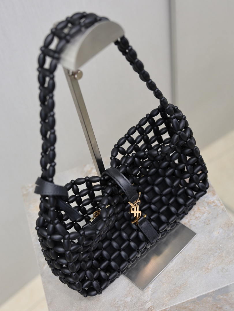 YSL LE5À7 657228 Hobo Bag  in wood beads Black