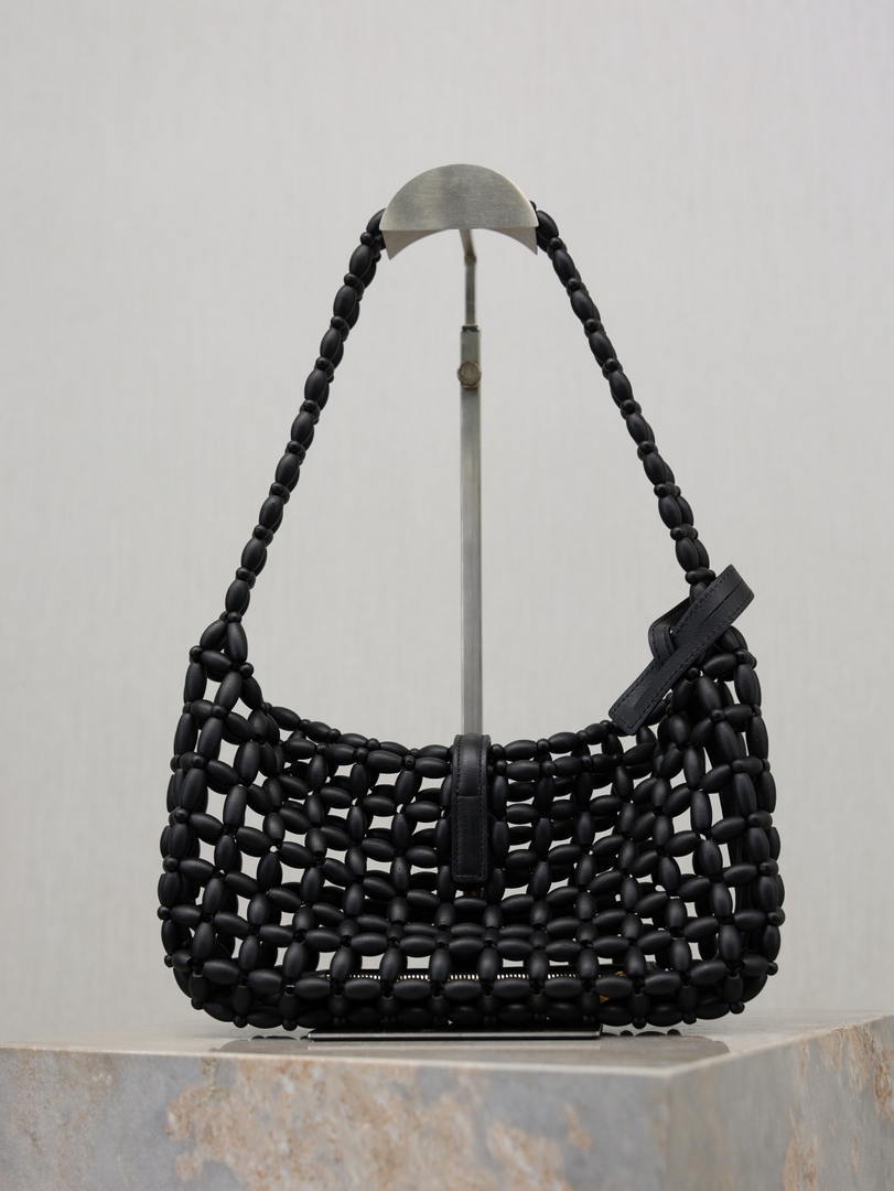 YSL LE5À7 657228 Hobo Bag  in wood beads Black