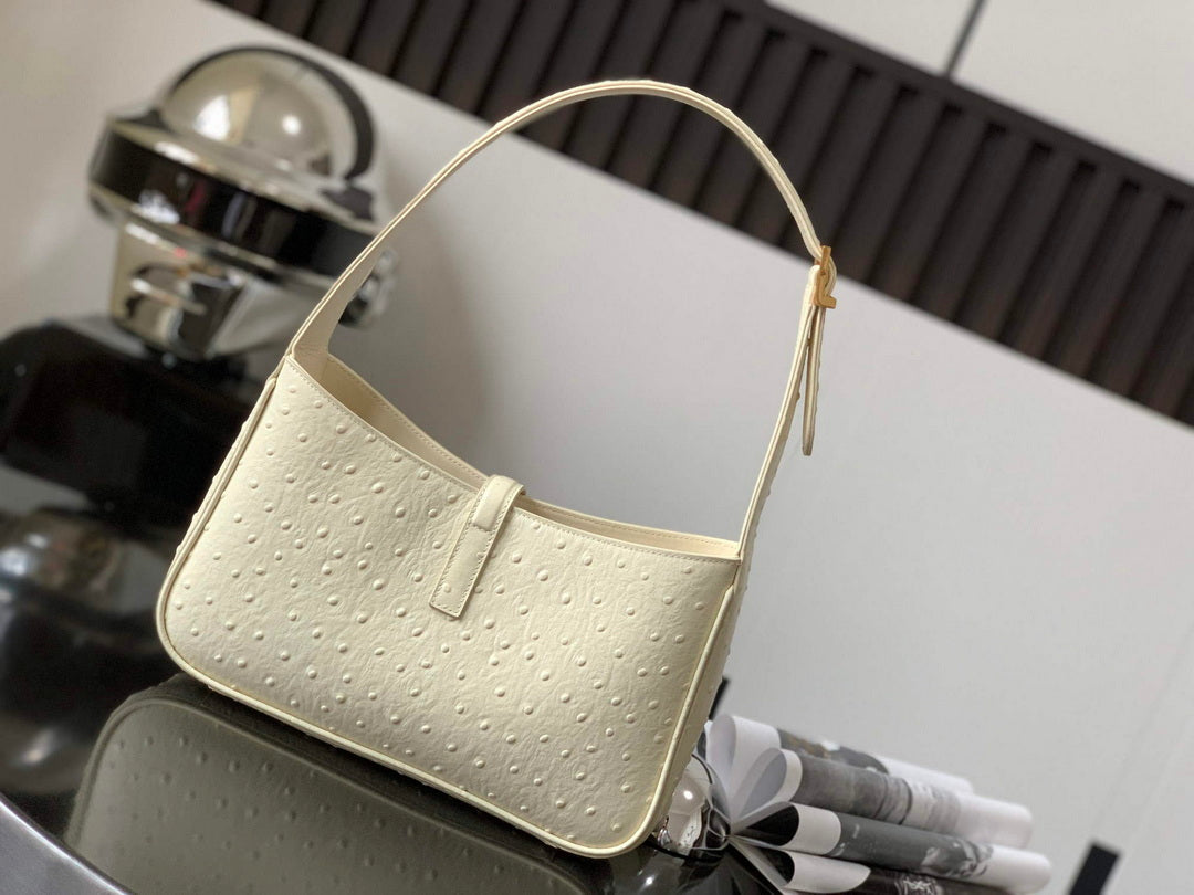 YSL LE5¨¤7 657228 Hobo Bag Ostrich Leather