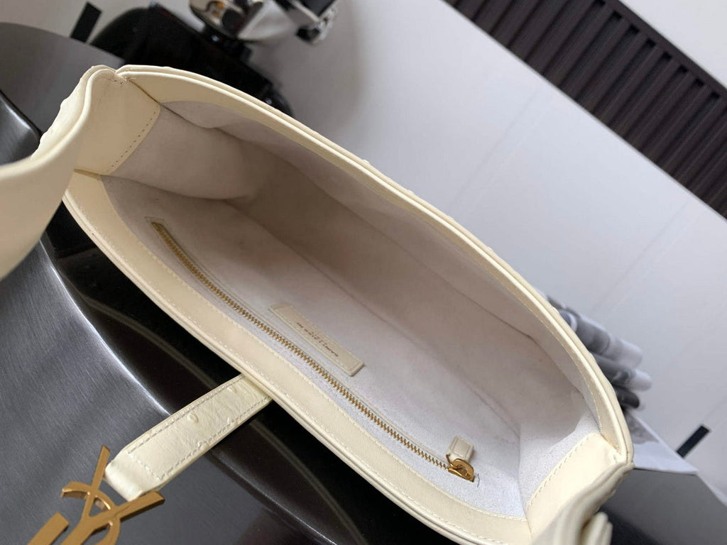 YSL LE5¨¤7 657228 Hobo Bag Ostrich Leather