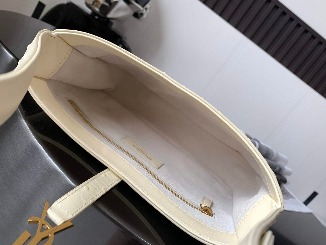 YSL LE5¨¤7 657228 Hobo Bag Ostrich Leather