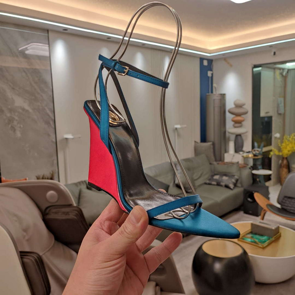 YSL Women's Salom¨¦ Wedges in Patent Leather Y20183