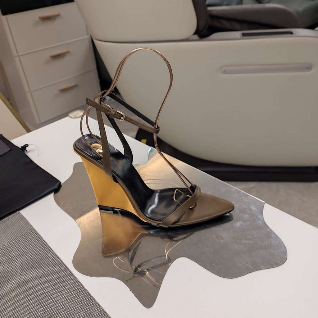 YSL Women's Salom¨¦ Wedges in Patent Leather Y20187