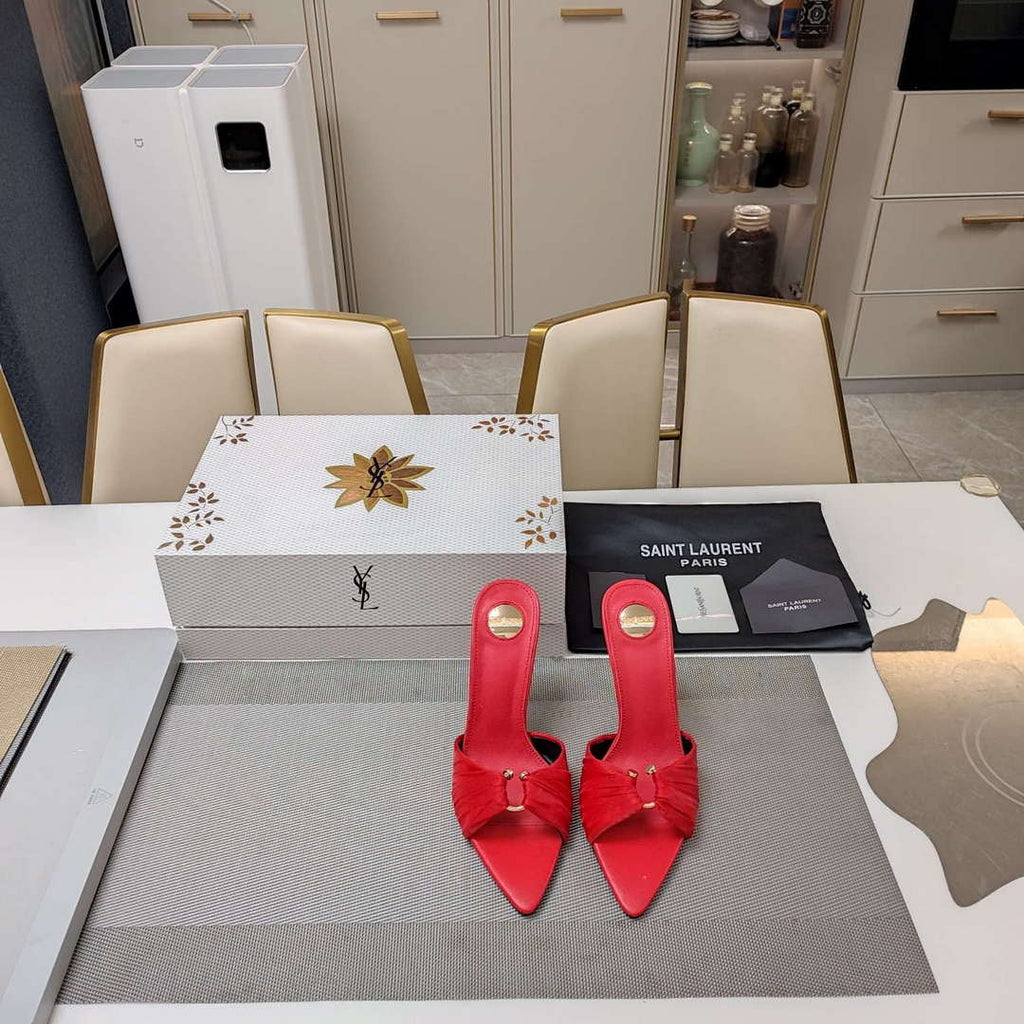 YSL Women's Babylone Mules in Smooth Leather Y20191