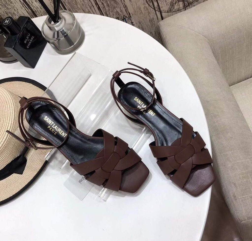 Yves Saint Laurent Tribute Flat Sandals In Smooth Leather 30150 - luxibagsmall