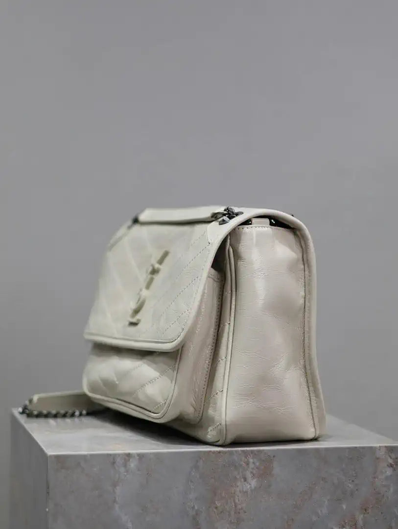 Yves Saint Laurent YSL 633158 Niki Medium In Quilted Leather Bag White
